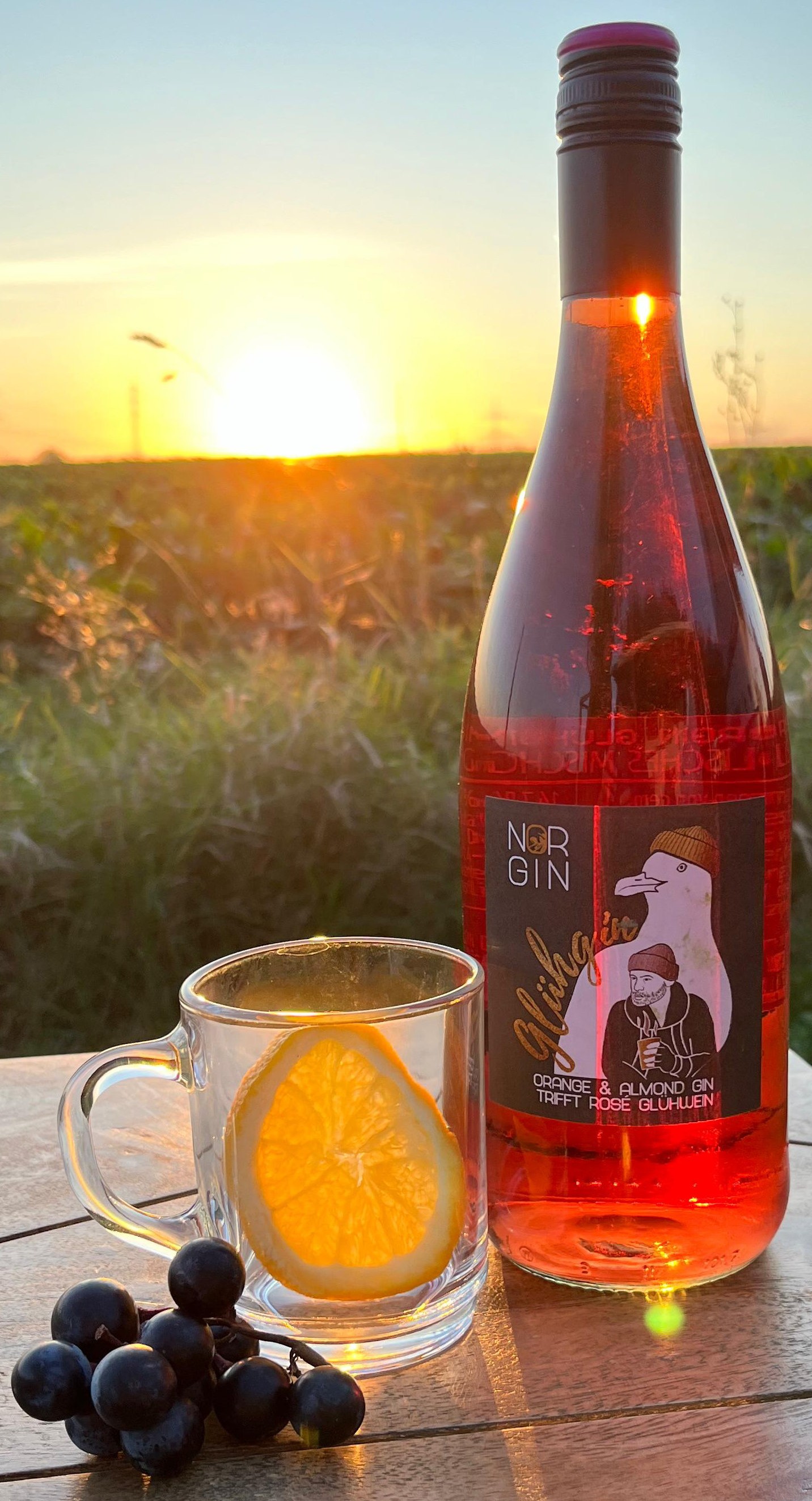 NORGIN GLÜHGIN Rosé Glühwein mit Orange & Almond Gin 14,7% vol. 1,0 l